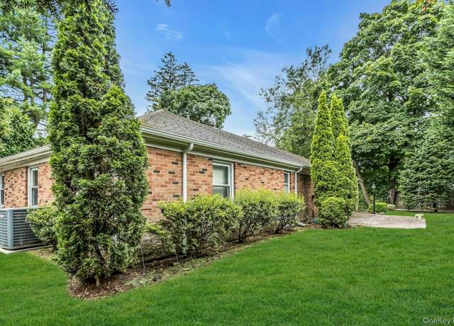 Property at 84 Horton Pl, Syosset, NY 11791, 4 beds, 2 baths