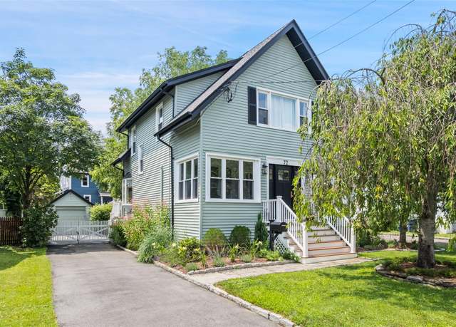 Property at 72 Glendale Pl, Port Chester, NY 10573, 4 beds, 2 baths