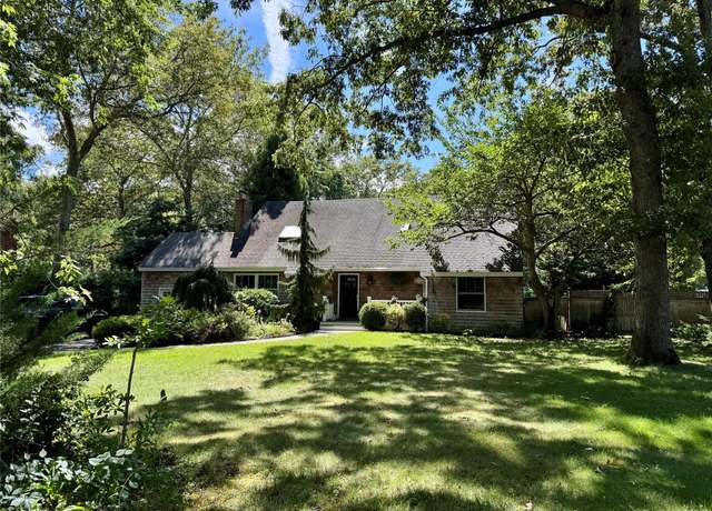 Property at 117 Trout Brook Ln, Aquebogue, NY 11931, 3 beds, 2 baths
