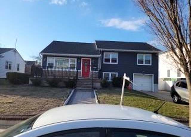 Property at 1507 Egmont Pl, Bayswater, NY 11691, 4 beds, 2 baths