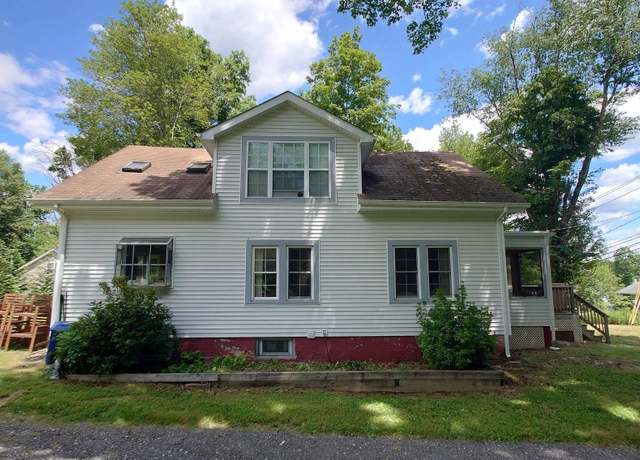 Property at 363 Burlingham Rd, Bloomingburg, NY 12721, 5 beds, 2 baths