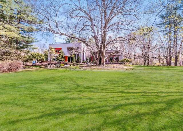 Property at 156 Brookville Rd, Muttontown, NY 11545, 4 beds, 3.5 baths