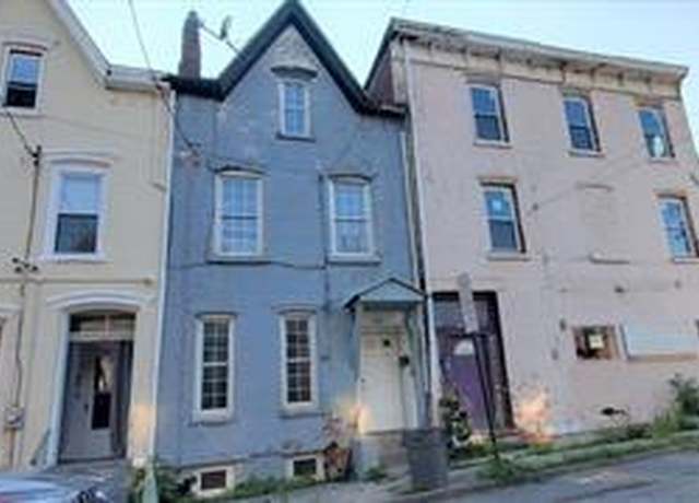 Property at 197 Chambers St, Newburgh, NY 12550, 3 beds, 1 bath