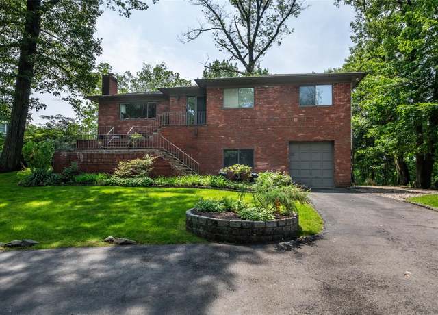 Property at 35 Stone Cabin Rd, New Rochelle, NY 10801, 3 beds, 3 baths