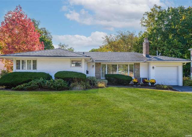 Property at 6 Jeannette Dr, Port Washington, NY 11050, 3 beds, 2 baths