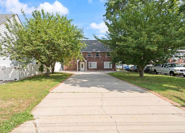 Property at 208 Newport Rd, Uniondale, NY 11553, 5 beds, 2 baths
