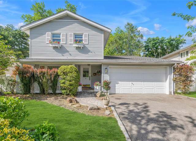 Property at 5 Seaview Ln, Port Washington, NY 11050, 4 beds, 2.5 baths