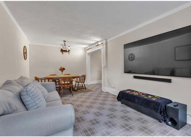 Property at 51 White Oak St Unit 2A, New Rochelle, NY 10801, 3 beds, 1 bath