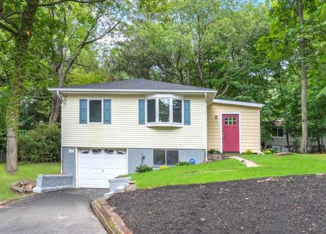 Property at 164 Maple Rd, Wading River, NY 11792, 3 beds, 1 bath