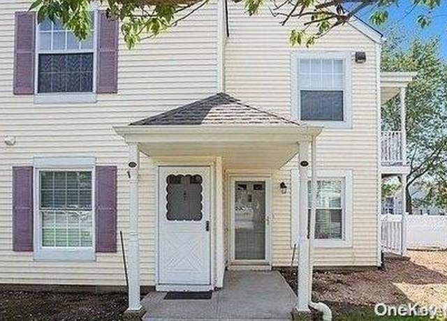 Property at 130 Fairview Cir #130, Middle Island, NY 11953, 2 beds, 1.5 baths