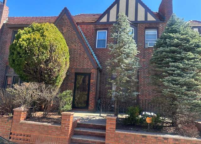 Property at 130-17 229 St, Laurelton, NY 11413, 3 beds, 3.5 baths