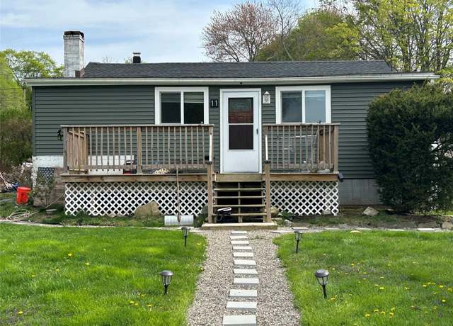 Property at 11 Caryl Rd, Carmel, NY 10512, 3 beds, 1 bath