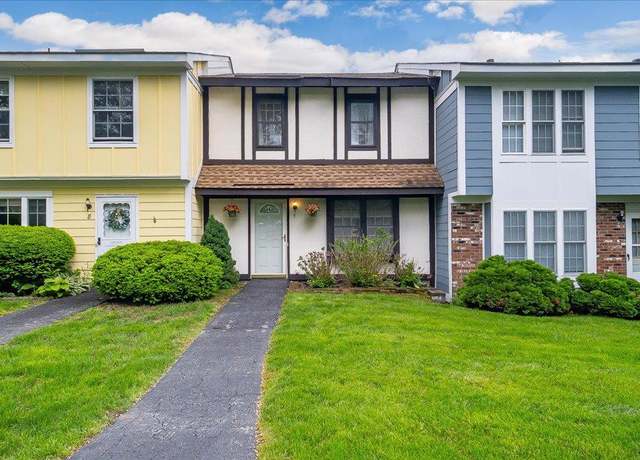 Property at 7 Sunny Brook Cir, Highland, NY 12528, 3 beds, 1.5 baths