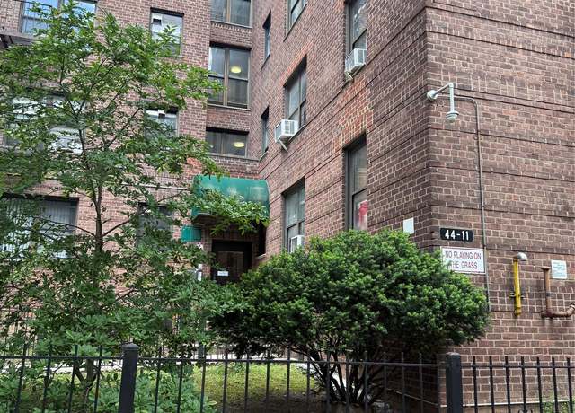 Property at 44-11 Macnish St Unit 1E, Elmhurst, NY 11373, 1 bed, 1 bath