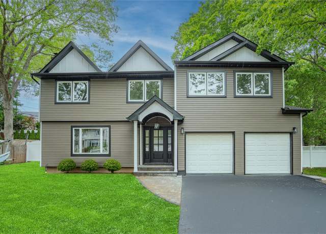 Property at 153 Cornell Dr, Commack, NY 11725, 4 beds, 2.5 baths