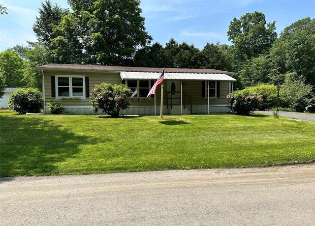 Property at 21 Maunaloa Ln, New Paltz, NY 12561, 3 beds, 1.5 baths