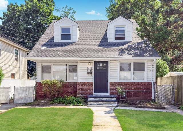 Property at 1090 Fayette St, Uniondale, NY 11553, 4 beds, 4 baths