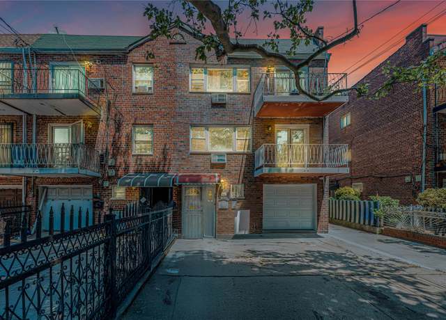 Property at 567 E 80th St, Brooklyn, NY 11236, 8 beds, 4 baths