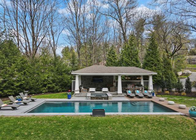 Property at 54 Lincoln Ave, Rye Brook, NY 10573, 6 beds, 4.5 baths