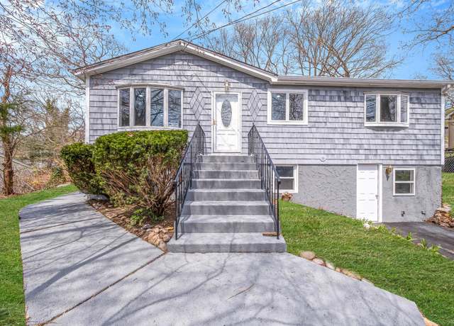 Property at 21 Yucca Rd, Rocky Point, NY 11778, 3 beds, 2 baths