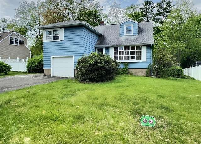 Property at 176 Quaspeck Blvd, Valley Cottage, NY 10989, 3 beds, 1.5 baths