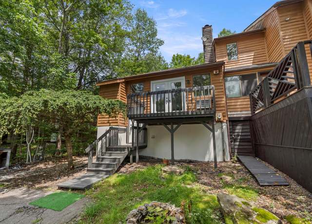 Property at 38 Meadowlark Ln, Woodridge, NY 12789, 4 beds, 2.5 baths