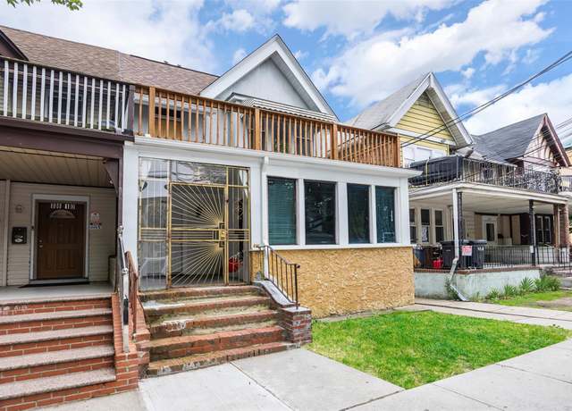 Property at 8808 88th St, Woodhaven, NY 11421, 8 beds, 4 baths
