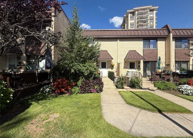Property at 18-21 215th St Unit TH 24, Bayside, NY 11360, 3 beds, 2.5 baths