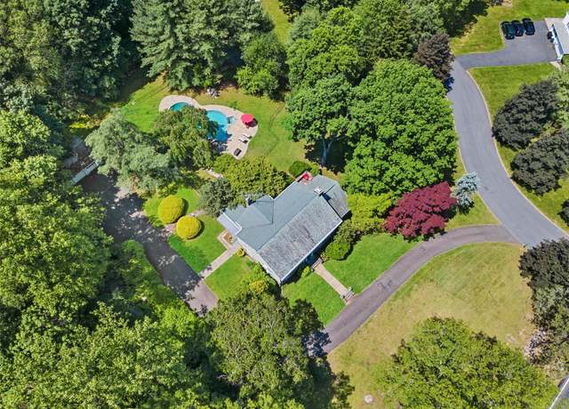Property at 1 Finnegan Ln, Montebello, NY 10901, 4 beds, 3 baths