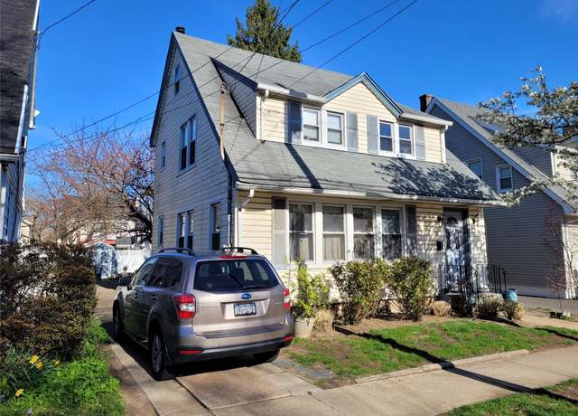 Property at 55 Capitol Ave, Williston Park, NY 11596, 5 beds, 2 baths