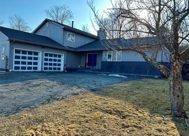 Property at 26 Davidge Rd, Middletown, NY 10940, 4 beds, 3 baths