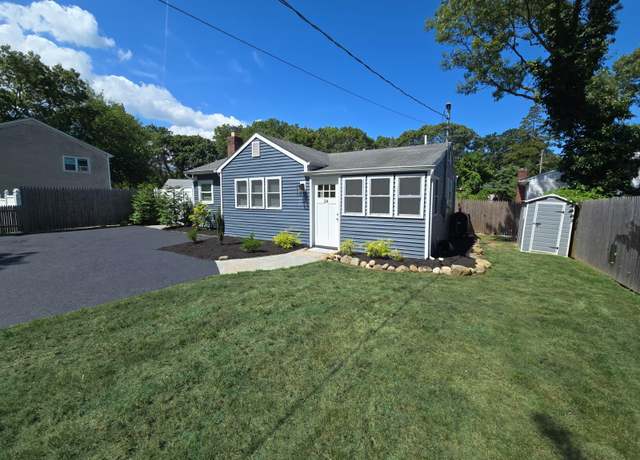 Property at 24 Malverne Rd, Sound Beach, NY 11789, 2 beds, 1 bath