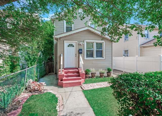 Property at 191-16 114th Dr, Saint Albans, NY 11412, 3 beds, 2 baths