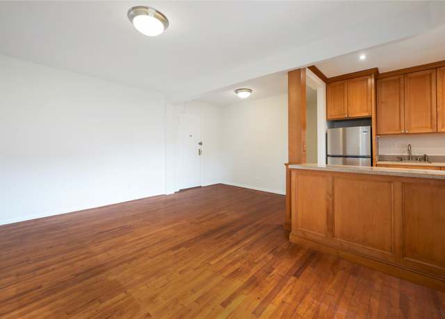 Property at 88-01 35th Ave Unit 4C, Jackson Heights, NY 11372, 1 bed, 1 bath