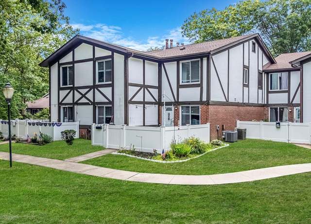 Property at 425 Birchwood Rd #425, Medford, NY 11763, 3 beds, 1.5 baths