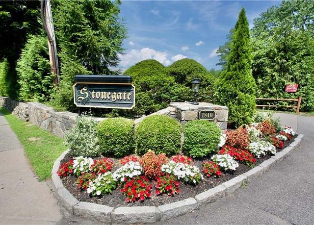 Property at 1840 Crompond Rd Unit 9C5, Peekskill, NY 10566, 2 beds, 1 bath