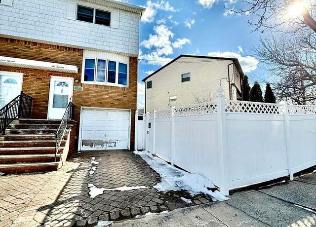 Property at 213 Crossfield Ave, Staten Island, NY 10312, 3 beds, 2.5 baths
