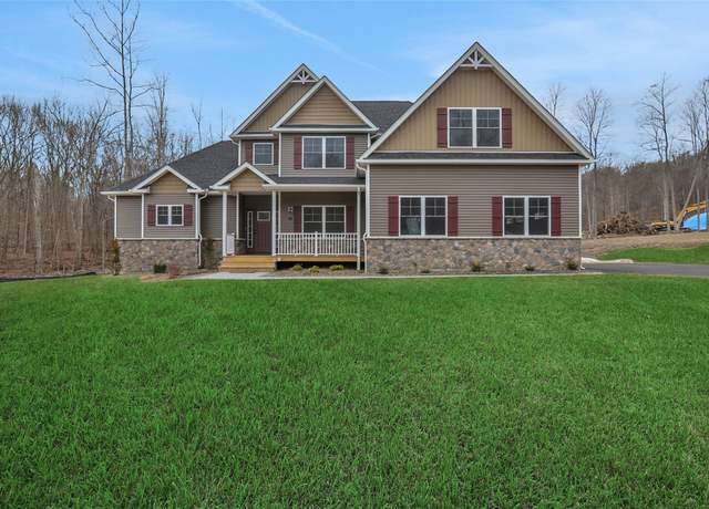 Property at 41 Frank St, New Windsor, NY 12553, 4 beds, 3.5 baths