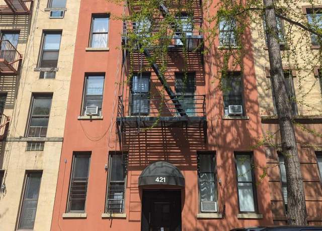 Property at 421 E 78th St Unit 2D, New York (manhattan), NY 10075, 1 bed, 1 bath