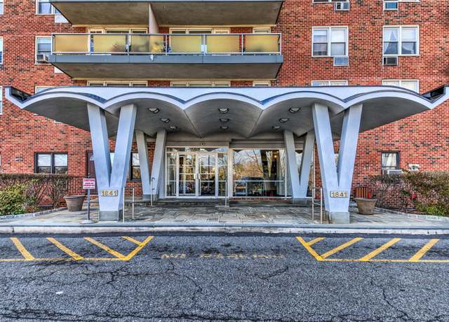 Property at 1841 Central Park Ave Unit 8E, Yonkers, NY 10710, 3 beds, 2 baths