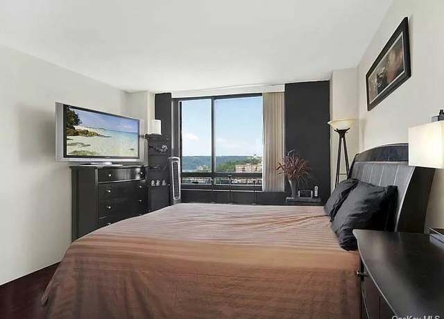 Property at 2287 Johnson Ave Unit 12B, Bronx, NY 10463, 1 bed, 1 bath
