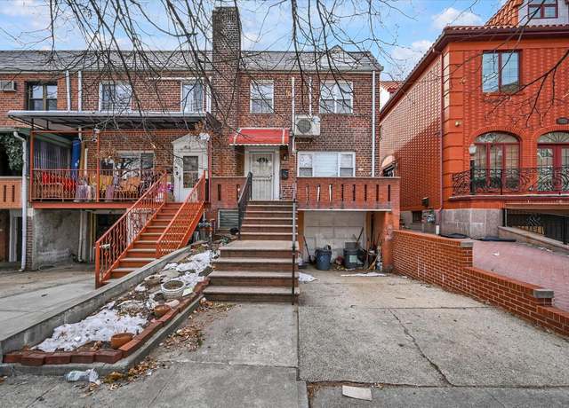 Property at 6644 Thornton Pl, Forest Hills, NY 11374, 5 beds, 3.5 baths