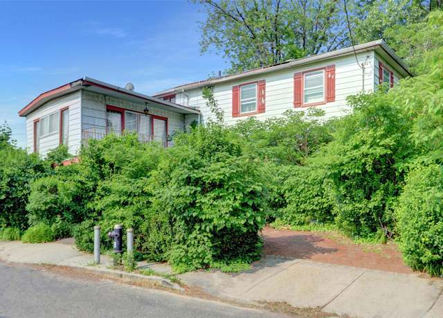 Property at 146-30 176th St, Springfield Gardens, NY 11431, 4 beds, 2.5 baths