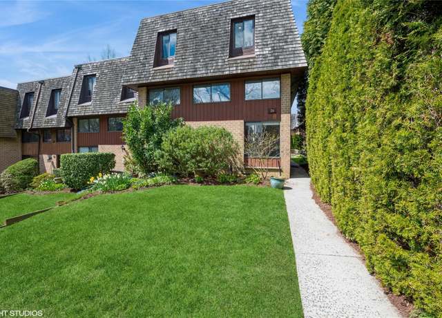 Property at 26 The Hamlet, Pelham, NY 10803, 3 beds, 3 baths