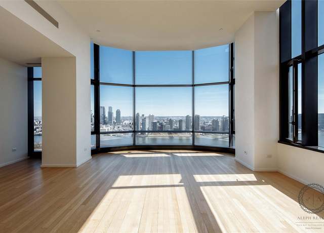 Property at 50 United Nations Plz Unit 34A, New York (manhattan), NY 10017, 3 beds, 3 baths