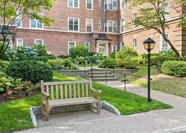 Property at 1 Midland Gdns Unit 4A, Bronxville, NY 10708, 1 bed, 1 bath