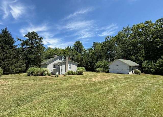 Property at 13 Corkscrew Rd, Barryville, NY 12719, 3 beds, 2 baths