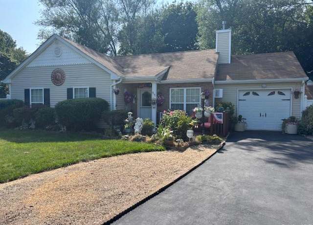 Property at 11 Segal Ave, Riverhead, NY 11901, 3 beds, 2 baths