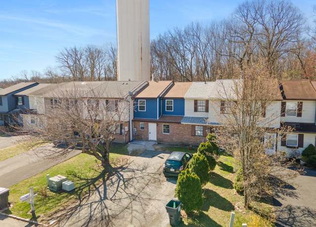 Property at 417 Rakov Rd, Maybrook, NY 12543, 3 beds, 1.5 baths