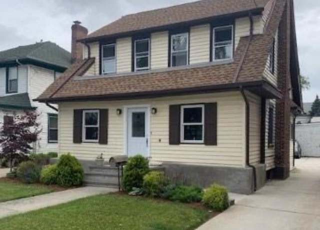 Property at 94-85 219th St, Queens Village, NY 11428, 3 beds, 1 bath